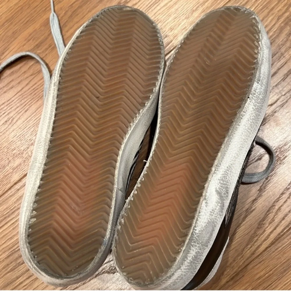 Golden Goose White and Green Sneakers - Picture 3 of 12